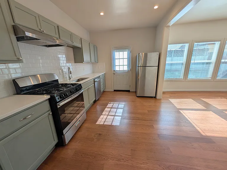 5504 Bonita Ave — Photo 10
