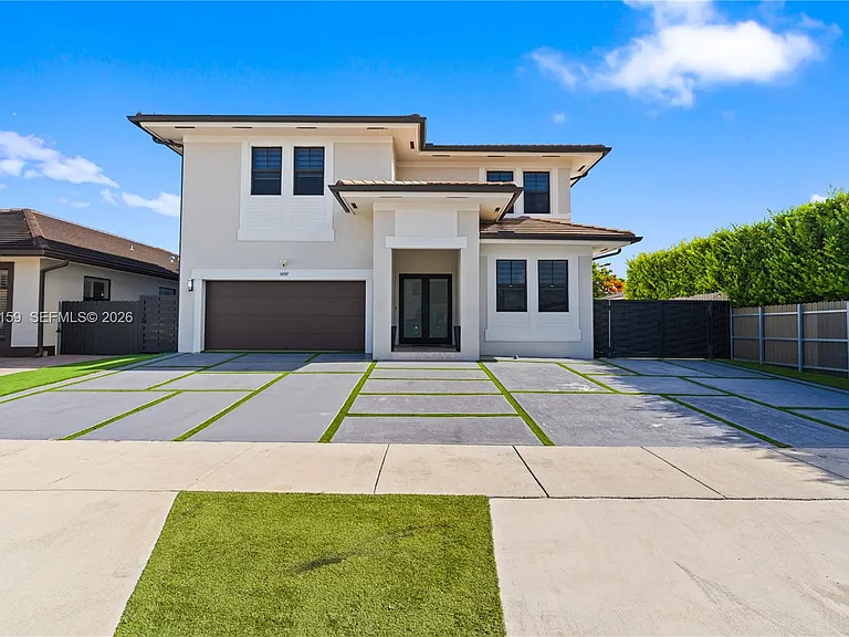 14747 SW 38th Ter — Photo 3