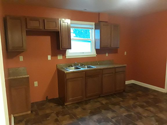 Kitchen cabinets