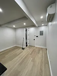 Rented by Aron Fried, LREB