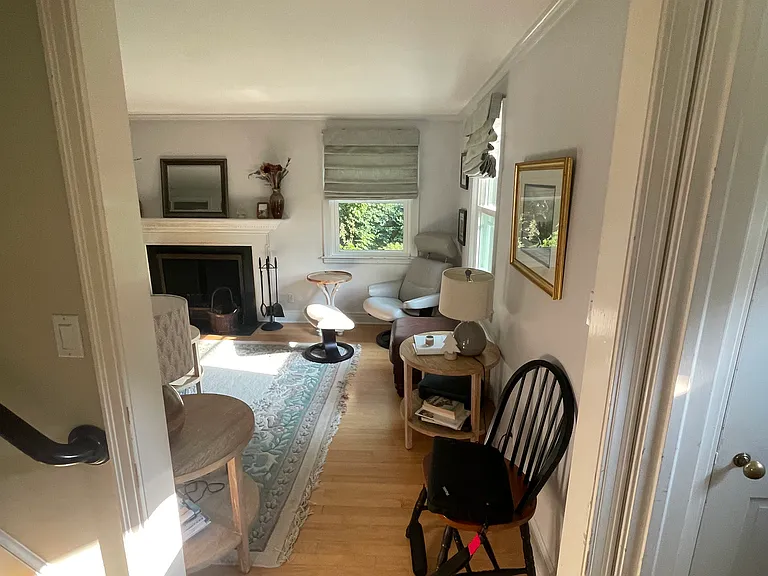 Entry to living room