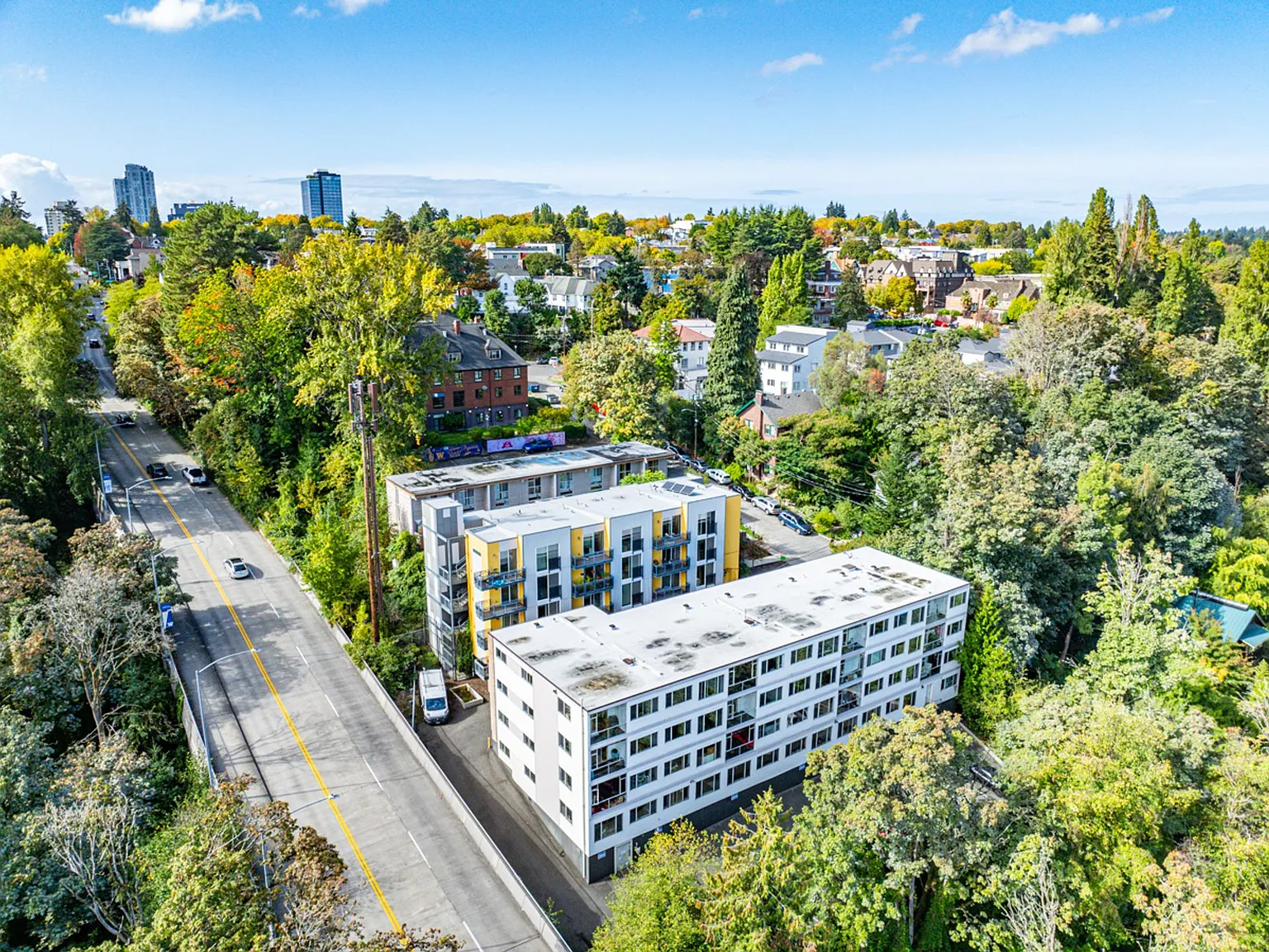 Bayview Apartments — Photo 3