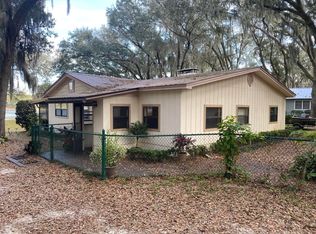 168 E Cowpen Lake Point Rd, Hawthorne, FL 32640