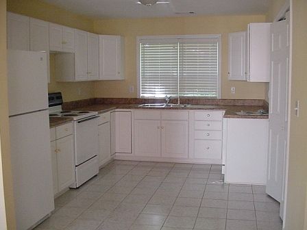 2nd image of 397 Buena Vista Ave APT A