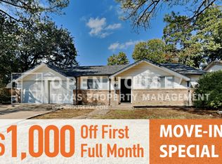 3015 Lisa Ln, Arlington, TX 76013