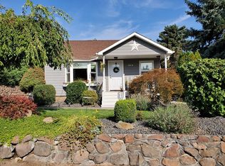 303 N 4th St, Selah, WA