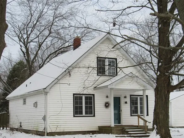 2721 E River Rd, Newton Falls, OH 44444