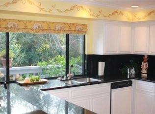 1115 Continental Dr, Menlo Park, CA 94025