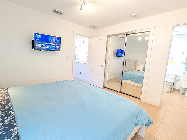 4324 N Ocean Dr #3 — Photo 10