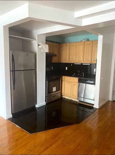 1st image of 112-31 38th Ave #3C