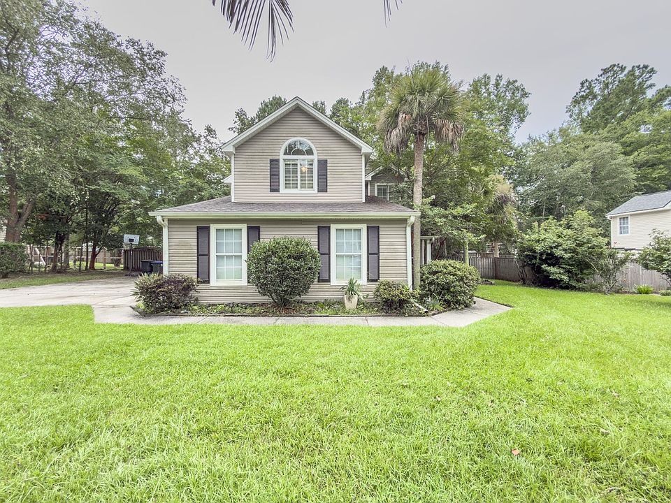 1st image of 202 Gibbon Ct