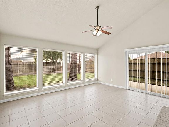 3rd image of 20306 Fox Haven Ln