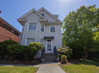 34 Morsemere Pl, Yonkers, NY 10701