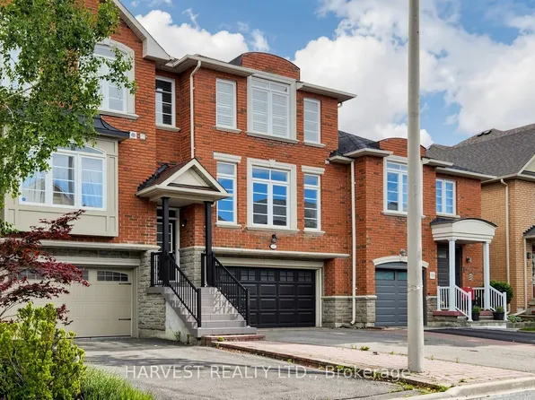 17 Honeywood Rd, Vaughan, ON L4J 9C2