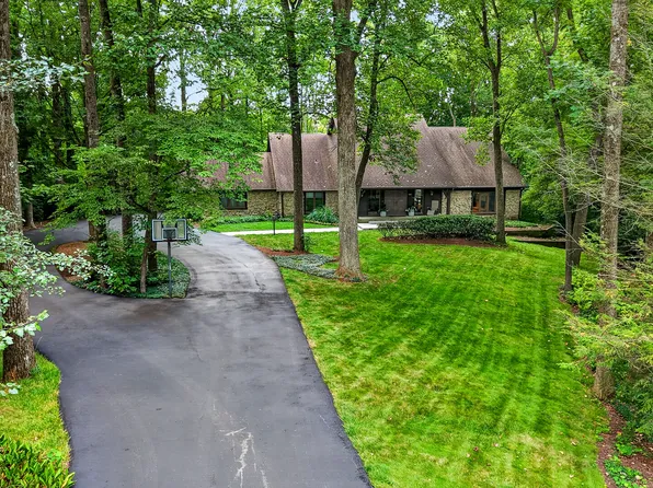 7255 Tuliptree Trl, Indianapolis, IN 46256