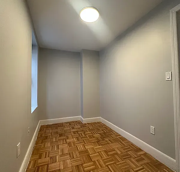 422 W 56th St #11 — Photo 13