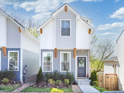 2122B Burns St, Nashville, TN, 37216