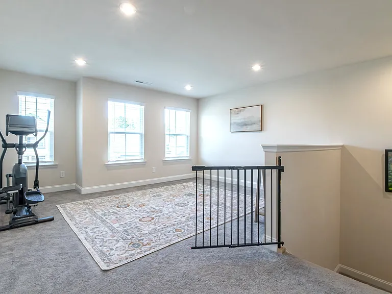1134 Regions Blvd — Photo 32