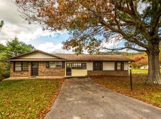 265 Springfield Dr, Bristol, TN 37620