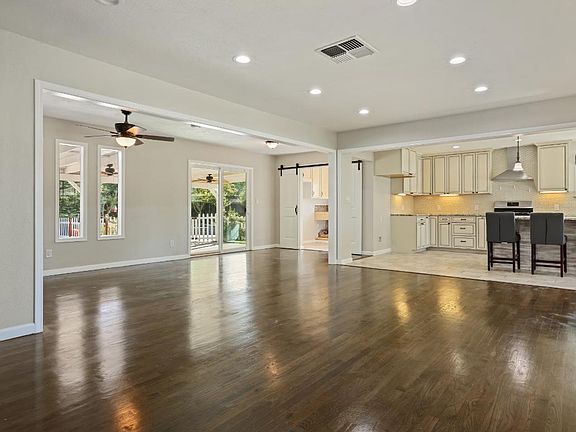 5th image of 1148 Bel Air Ct