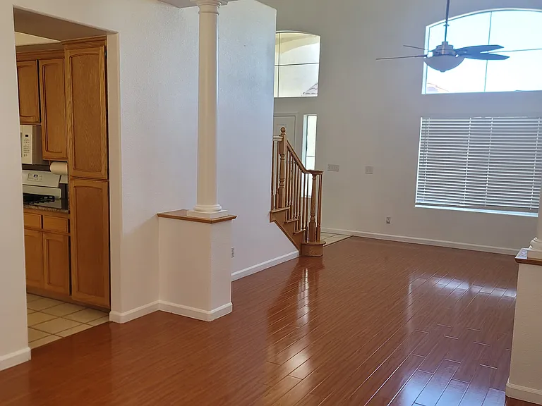 2131 Park Warren Ct — Photo 16