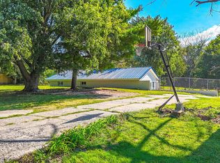308 N Ruby St, Sturgeon, MO 65284