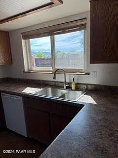 7800 E Larkspur Ln — Photo 6
