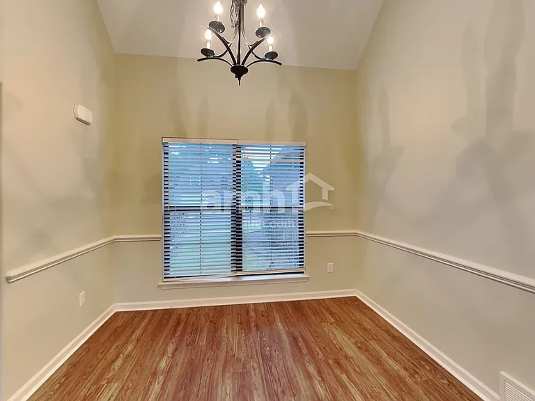 7708 Romero Dr — Photo 6