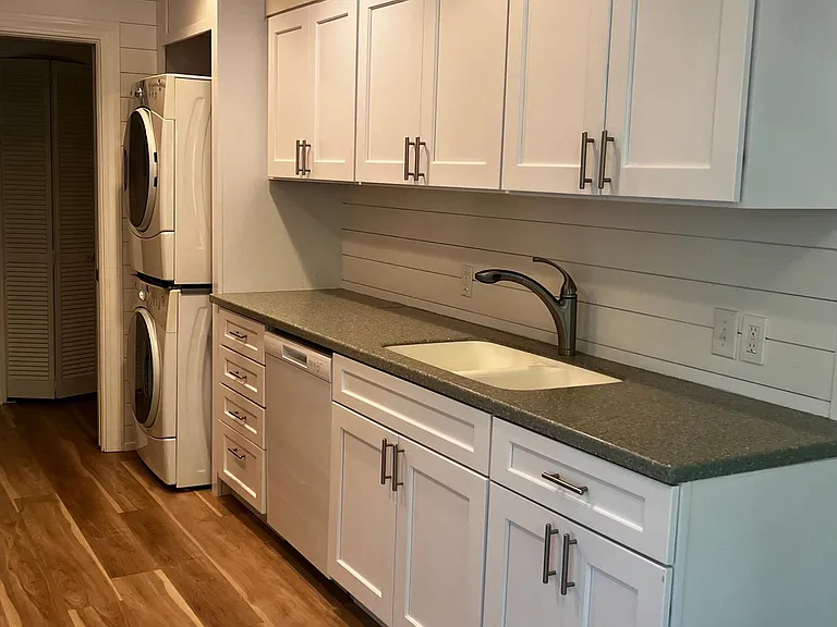 Lots of storage space in kitchen.