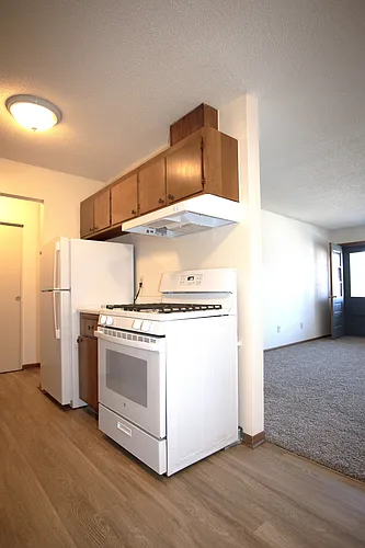 Brittany Apartments Photo 1