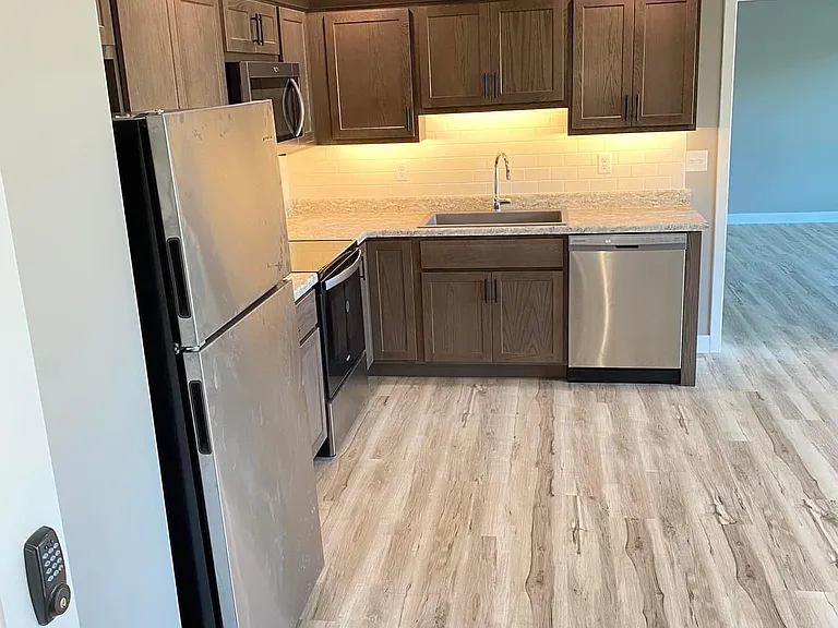 503 Hoselton Dr #1 — Photo 7