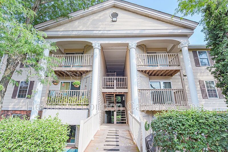 1st image of 725 Ridgeside Dr APT H