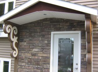 944 Henry St, Lake Geneva, WI 53147