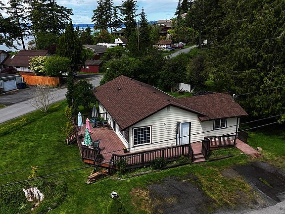 2nd image of 4512 12th Avenue NW