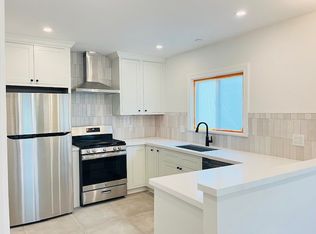 1946 S Bronson Ave, Los Angeles, CA 90018