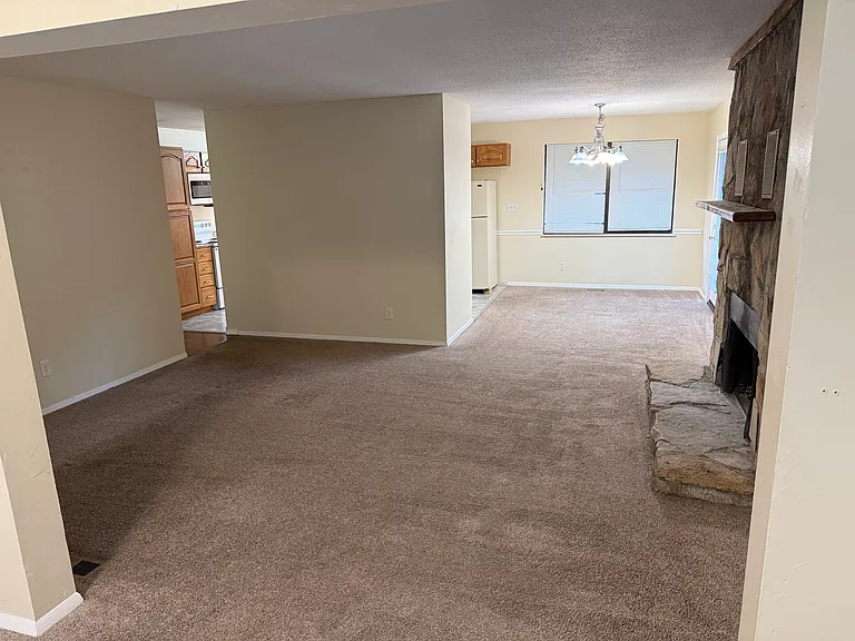 1440 Elba Dr — Photo 11