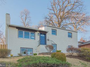 14 N Montague St, Arlington, VA 22203