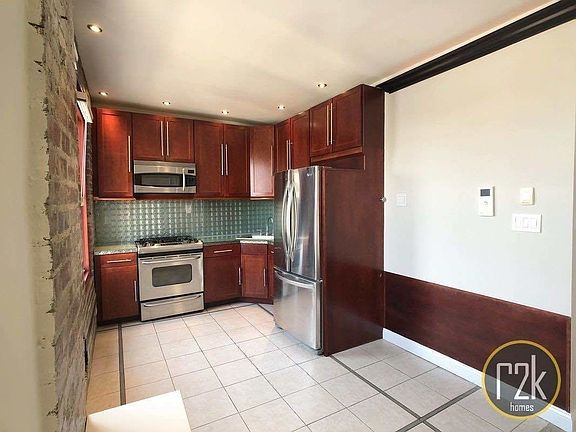 2nd image of 23-92 32nd St #4G