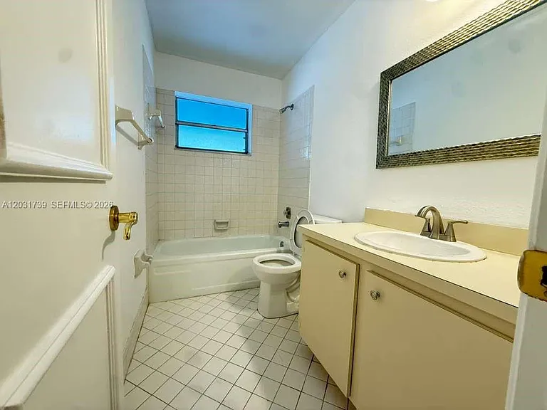 8982 W Sample Rd #204 — Photo 16