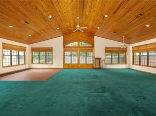 1719 Ridgeview Dr, Springdale, AR 72762