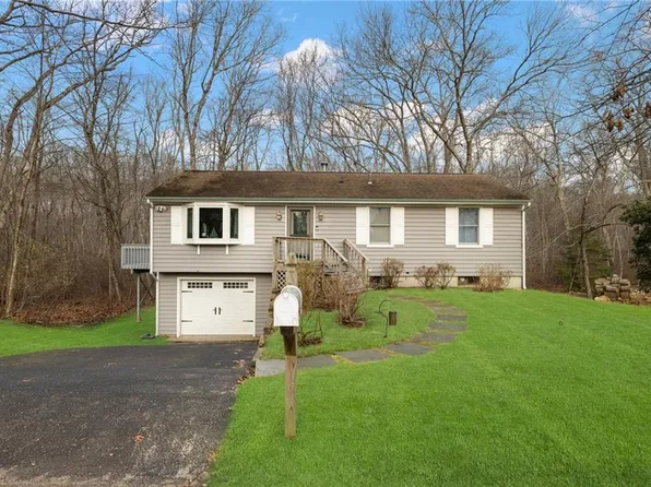 151 Greenwood Dr, South Kingstown, RI 02879