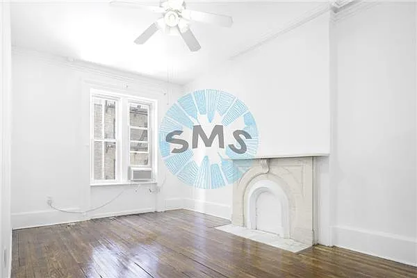 Rented by Space Marketing Shop | media 12