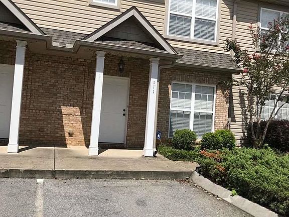 2nd image of 111 Bankside Ln