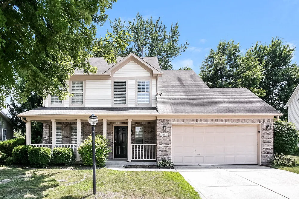 4 bed, 2.5 bath, 1920 sqft, $2,410 — Photo 1