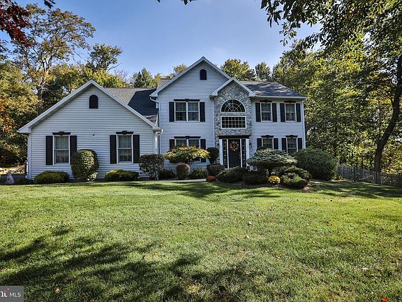 2nd image of 42 Highland Dr