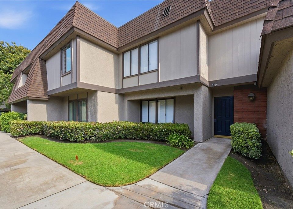1st image of 8164 Laguna Ct