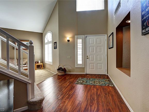 4th image of 1524 Bright View Dr