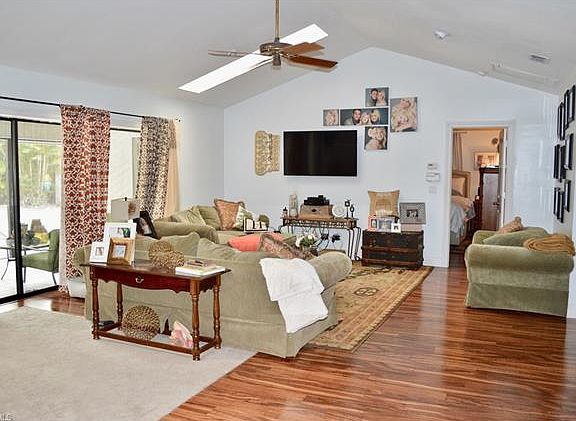 5th image of 5927 Tropical Dr
