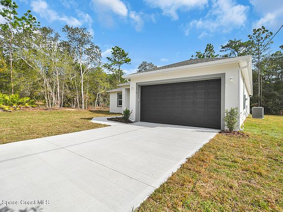 3rd image of 1460 Talavera St SE
