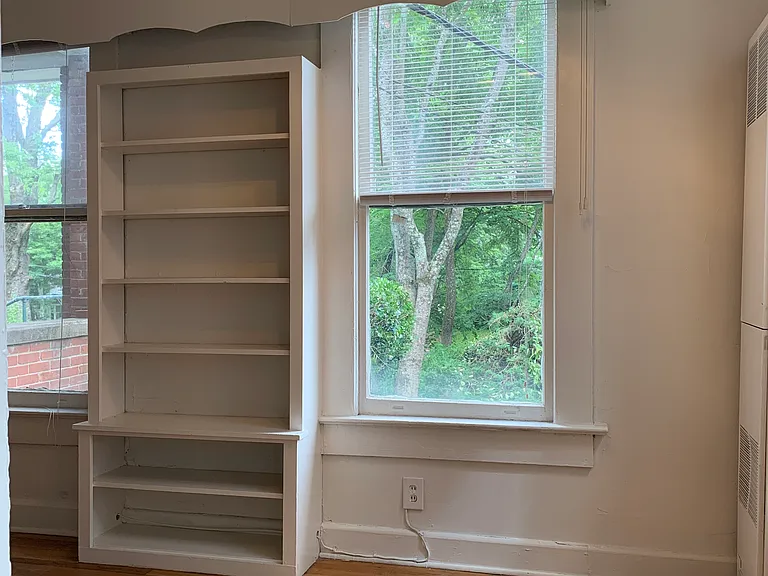 1225 Highland Ave #1 — Photo 4